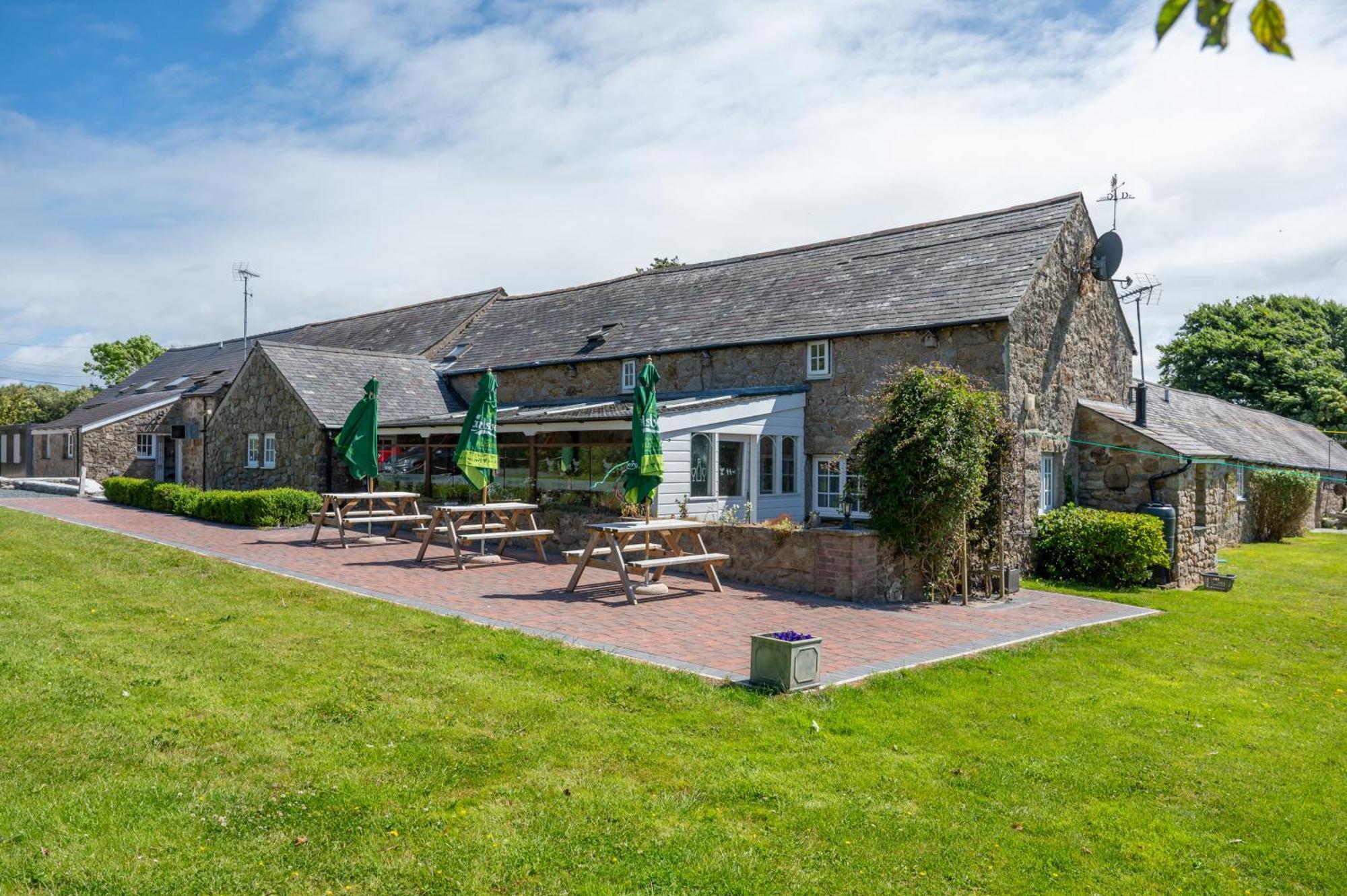 Nant Yr Odyn Country Hotel & Restaurant Ltd Llangefni Exteriör bild
